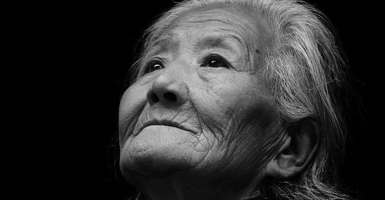 献给母亲诗二首 | 我仰视的那些名字