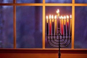 一年将尽，血，要流得快，并发出海声